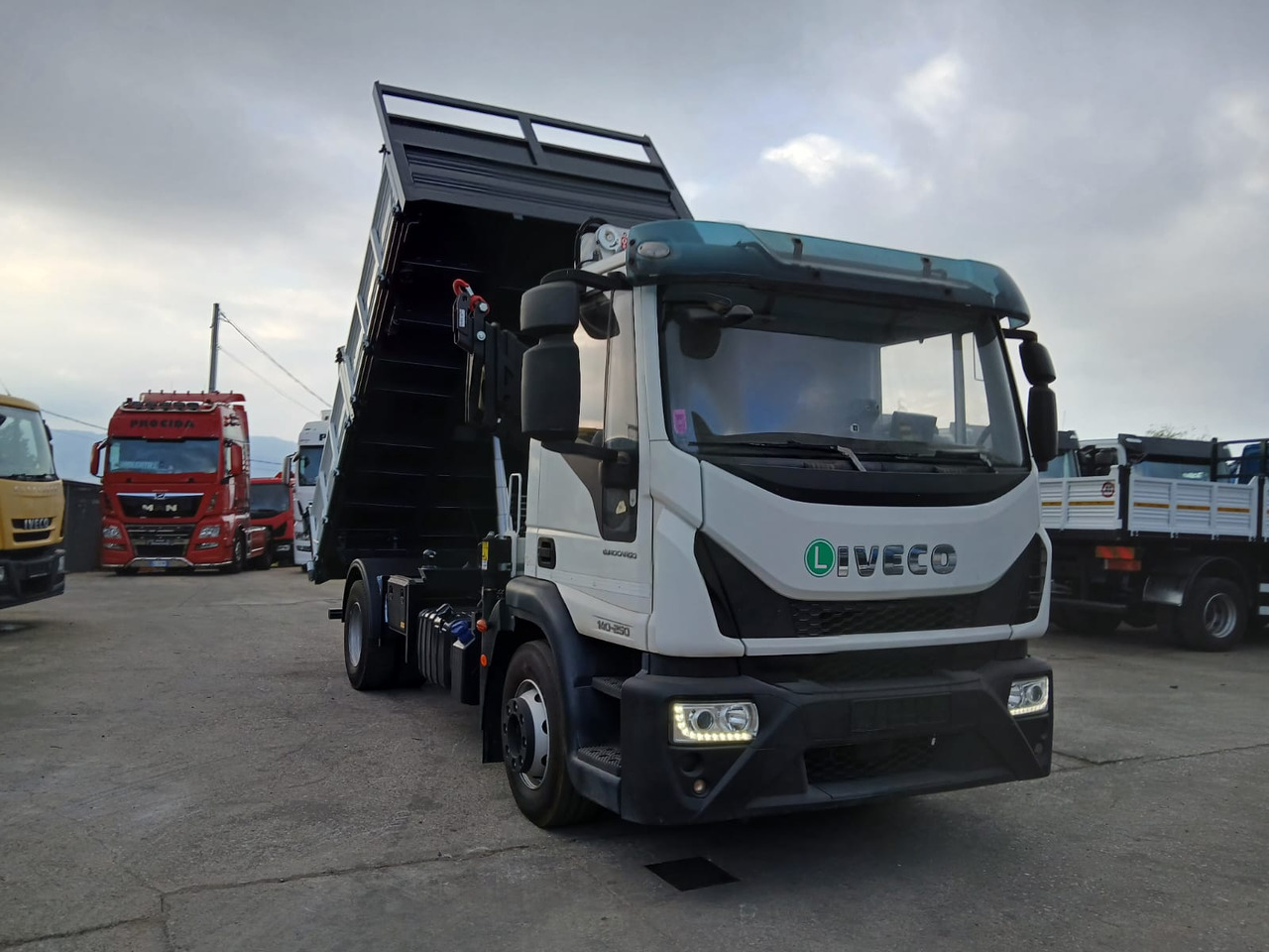 Kraanaga veoauto, Kallurauto IVECO EUROCARGO 140-250: pilt 21