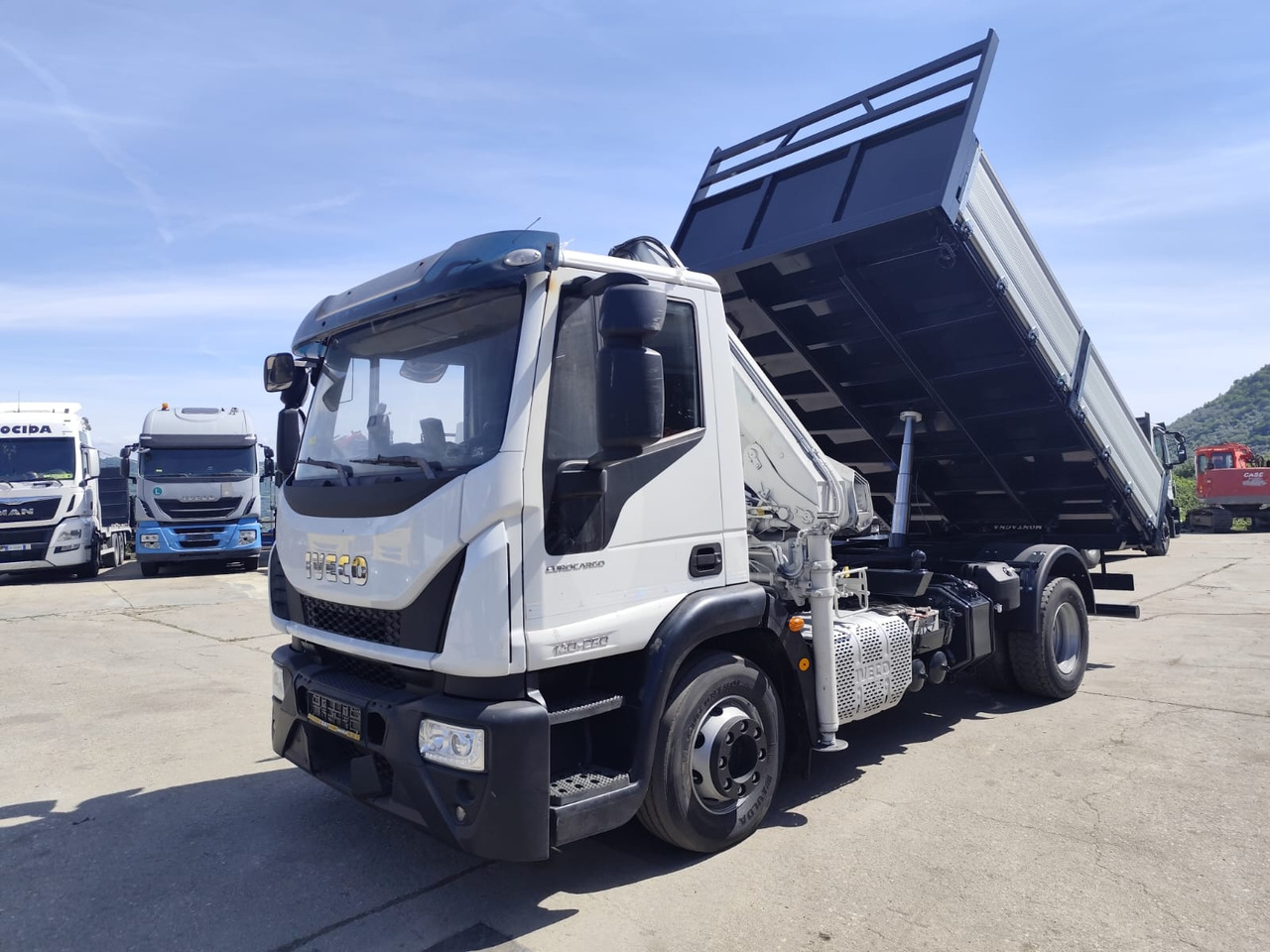 IVECO EUROCARGO 140-250 - Kallurauto, Kraanaga veoauto: pilt 1 IVECO EUROCARGO 140-250 - Kallurauto, Kraanaga veoauto: pilt 1