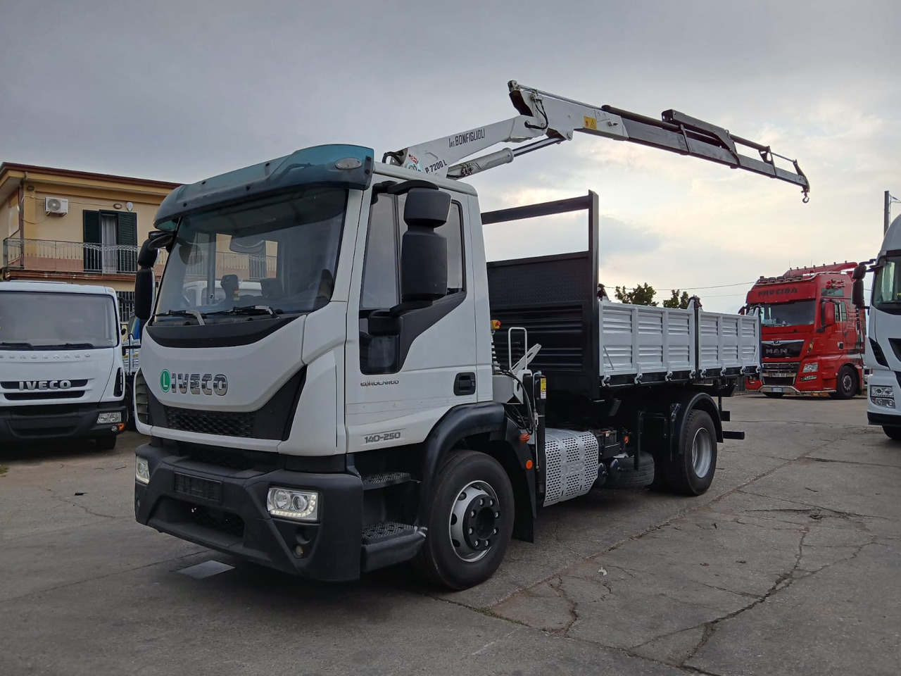 Kraanaga veoauto, Kallurauto IVECO EUROCARGO 140-250: pilt 42