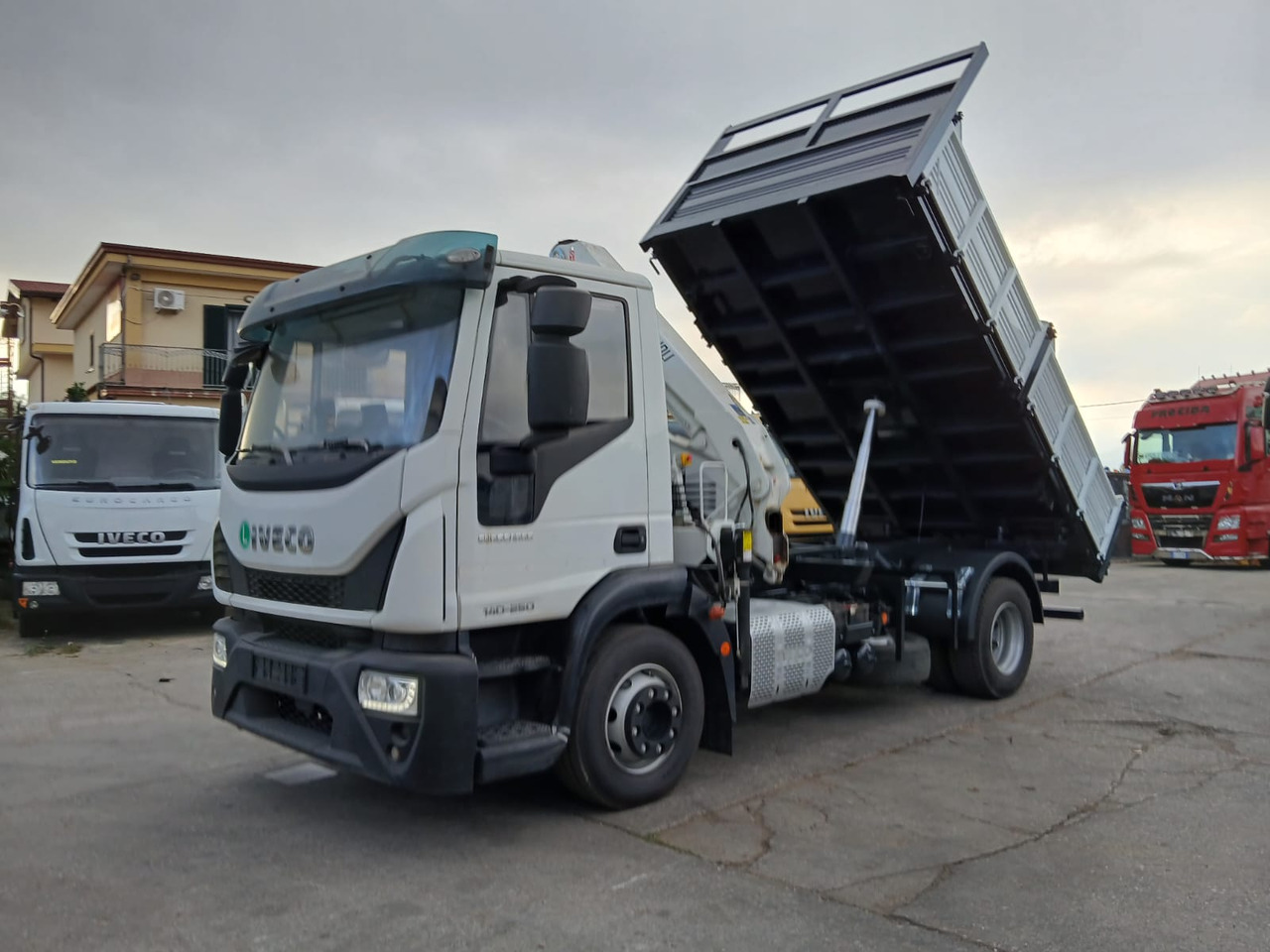 Kraanaga veoauto, Kallurauto IVECO EUROCARGO 140-250: pilt 18