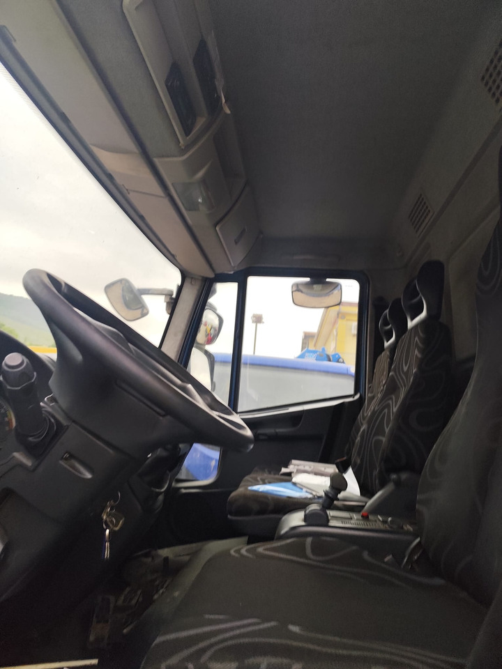 IVECO EUROCARGO 140E25 - Kabiinišassiiga veoauto: pilt 5 IVECO EUROCARGO 140E25 - Kabiinišassiiga veoauto: pilt 5
