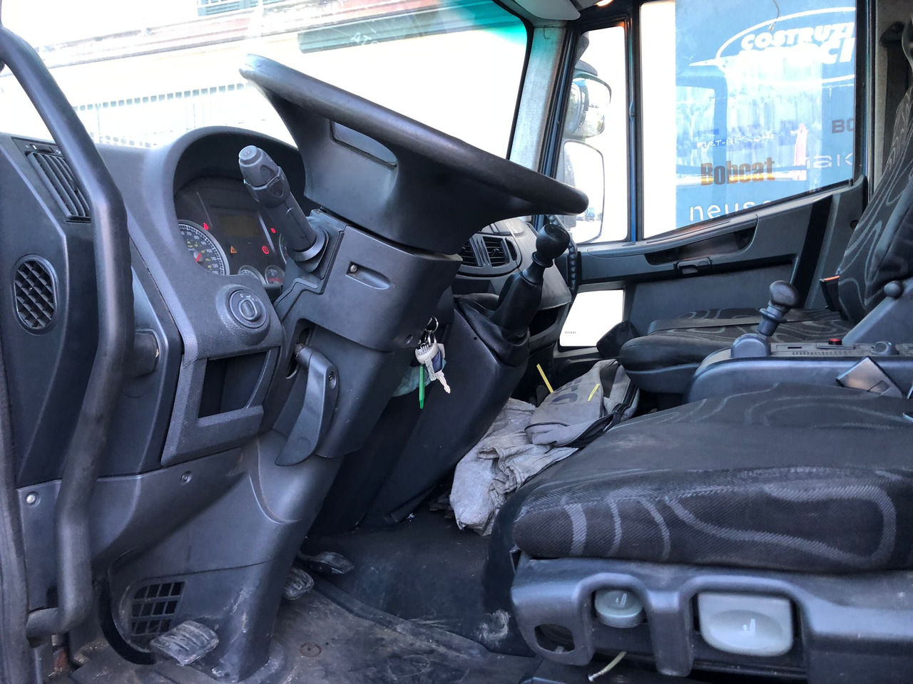IVECO EUROCARGO 140E25 - Kraanaga veoauto: pilt 5 IVECO EUROCARGO 140E25 - Kraanaga veoauto: pilt 5