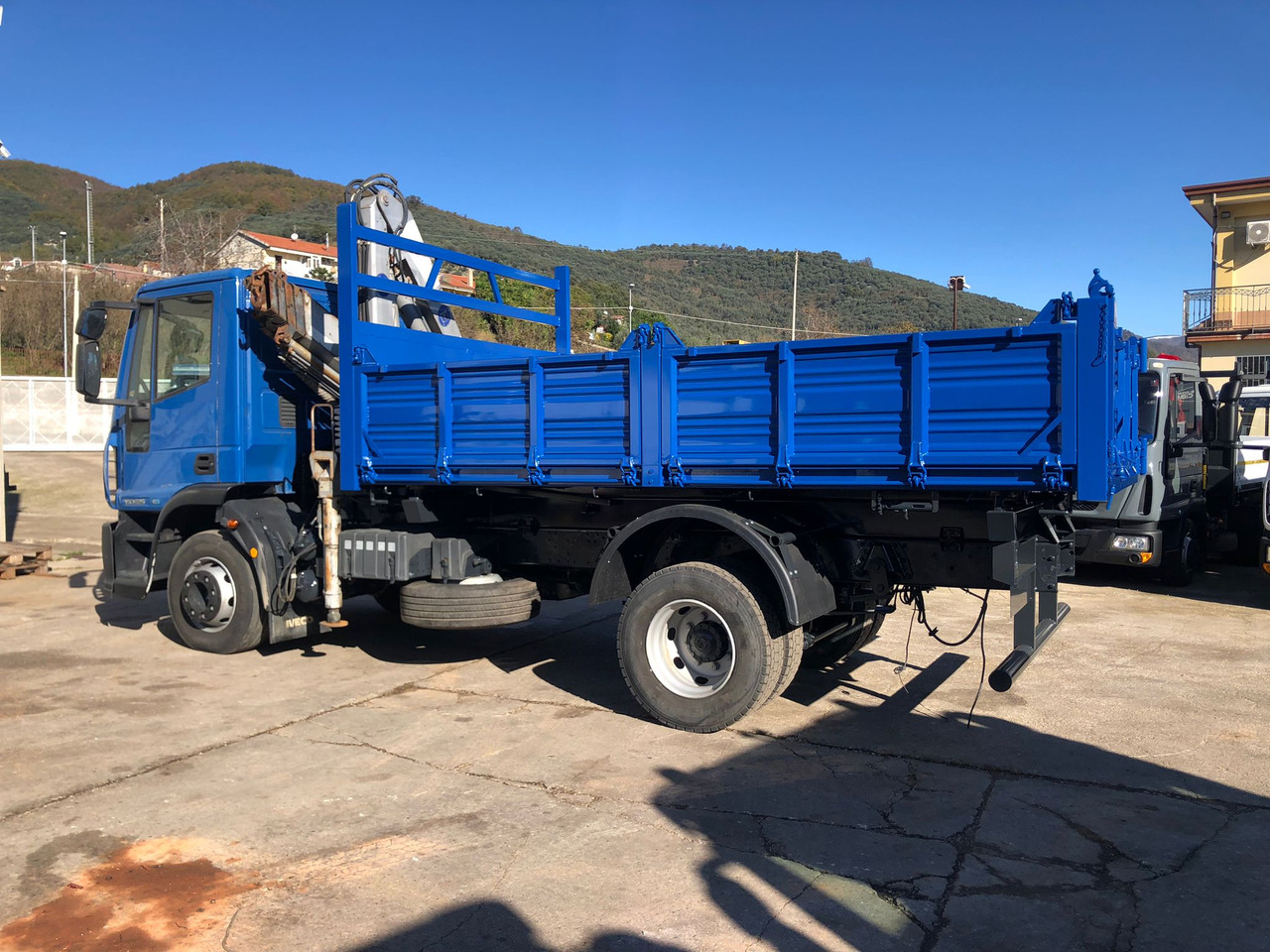 Kraanaga veoauto IVECO EUROCARGO 150E25P: pilt 26