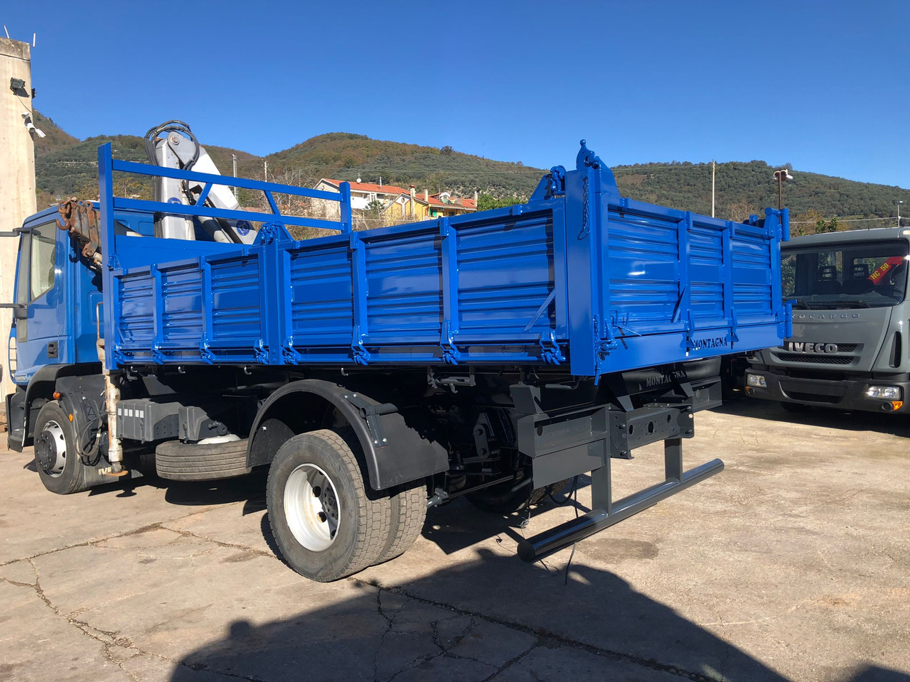 Kraanaga veoauto IVECO EUROCARGO 150E25P: pilt 32