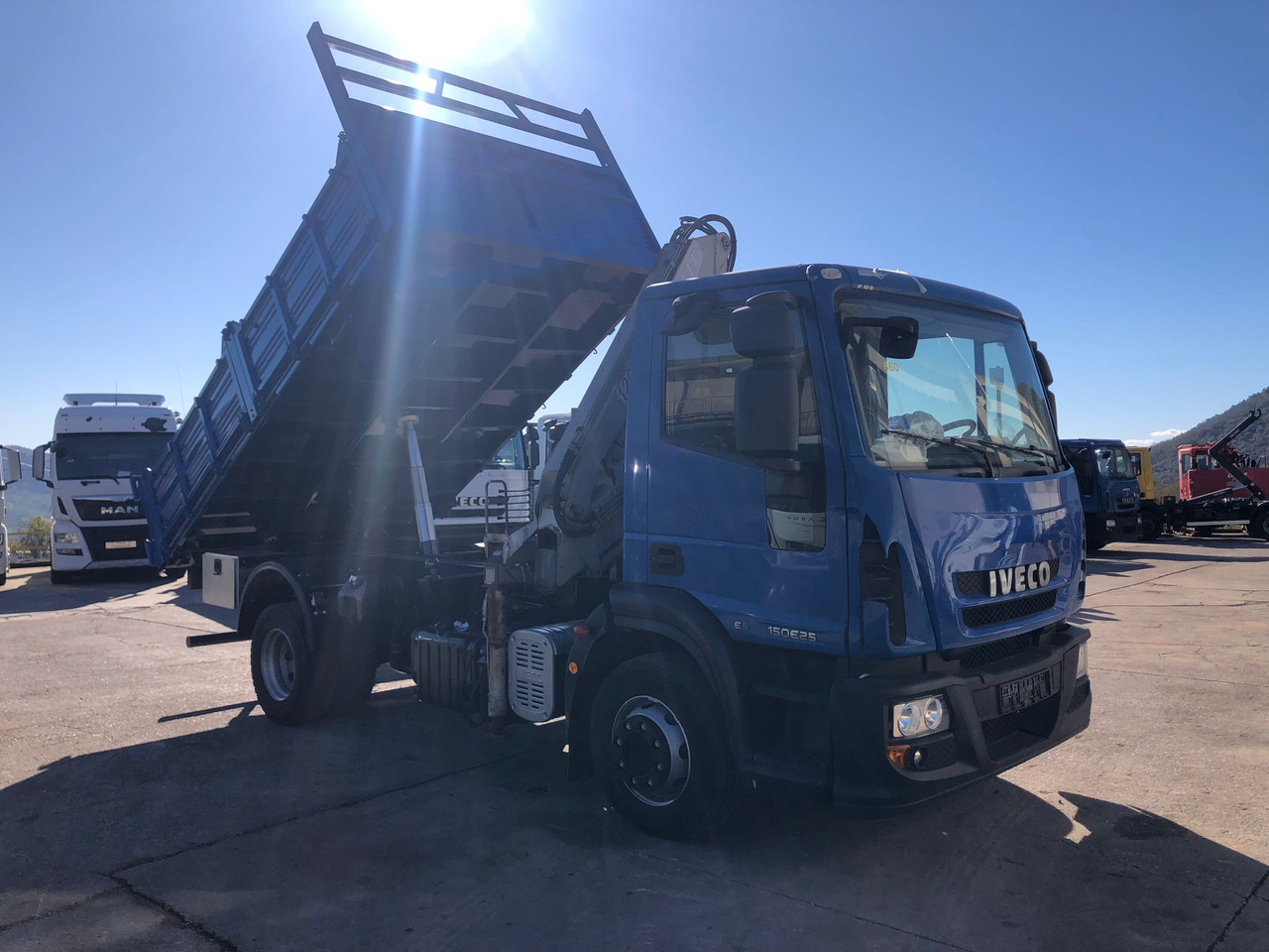 Kraanaga veoauto IVECO EUROCARGO 150E25P: pilt 35