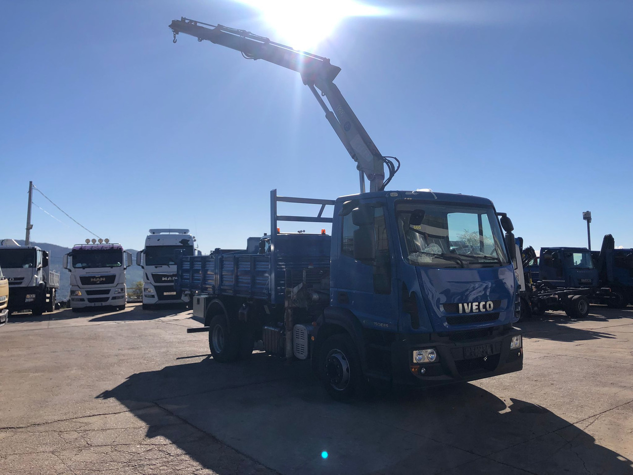 Kraanaga veoauto IVECO EUROCARGO 150E25P: pilt 31
