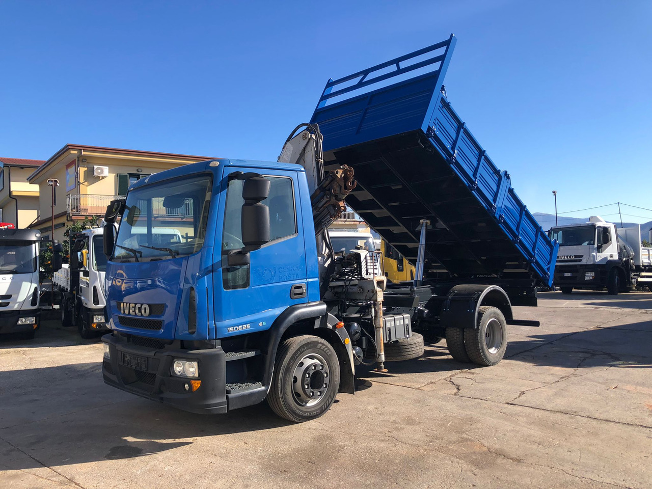 Kraanaga veoauto IVECO EUROCARGO 150E25P: pilt 9
