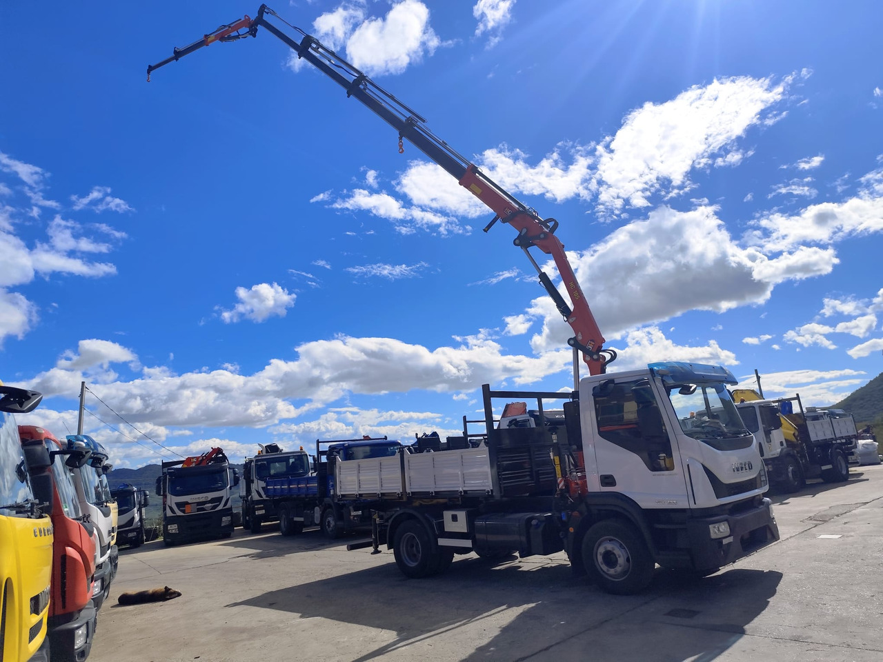 IVECO EUROCARGO 160-250 - Kraanaga veoauto, Kallurauto: pilt 1 IVECO EUROCARGO 160-250 - Kraanaga veoauto, Kallurauto: pilt 1