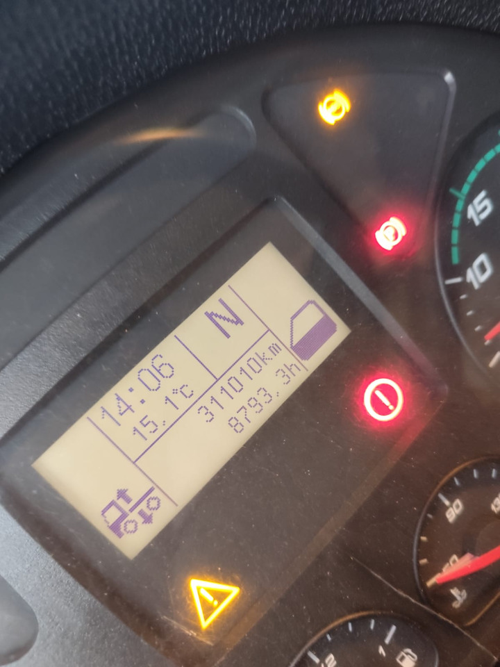 IVECO EUROCARGO 160-280 - Kraanaga veoauto: pilt 3 IVECO EUROCARGO 160-280 - Kraanaga veoauto: pilt 3