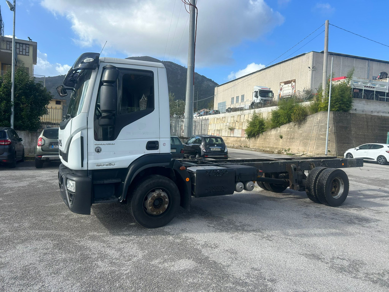 IVECO EUROCARGO 160-280 - Kabiinišassiiga veoauto, Kraanaga veoauto: pilt 4 IVECO EUROCARGO 160-280 - Kabiinišassiiga veoauto, Kraanaga veoauto: pilt 4