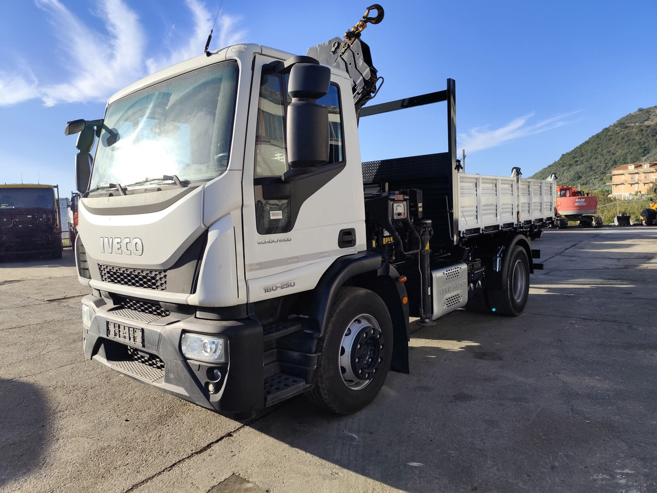 IVECO EUROCARGO 180-250 - Kraanaga veoauto, Kraanaga veoauto: pilt 5 IVECO EUROCARGO 180-250 - Kraanaga veoauto, Kraanaga veoauto: pilt 5
