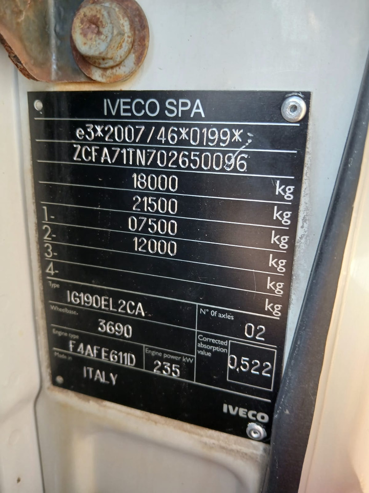 IVECO EUROCARGO 180-320 - Kraanaga veoauto: pilt 2 IVECO EUROCARGO 180-320 - Kraanaga veoauto: pilt 2