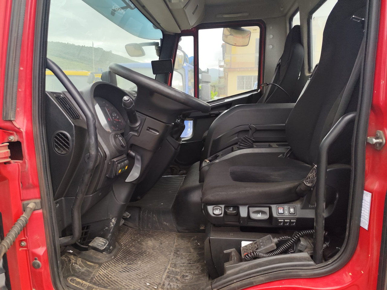 IVECO EUROCARGO 75-210 - Kallurauto: pilt 4 IVECO EUROCARGO 75-210 - Kallurauto: pilt 4