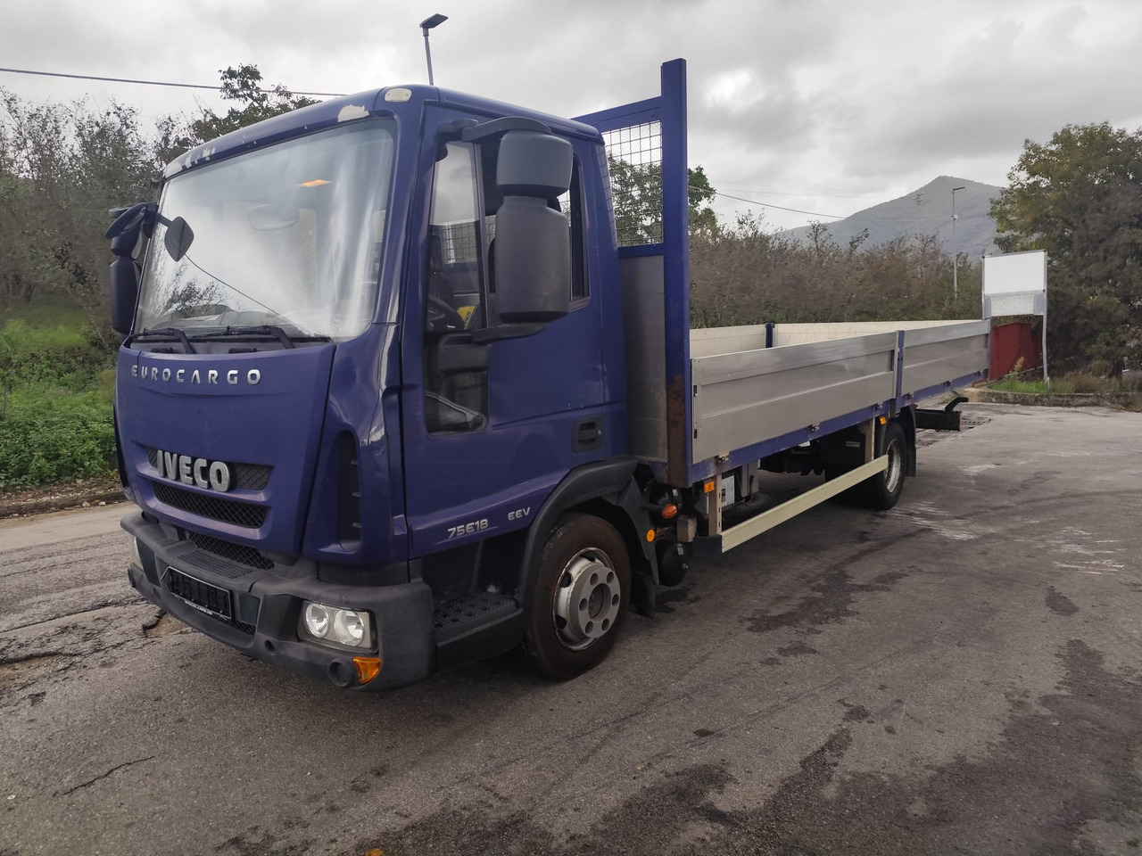 IVECO EUROCARGO 75E18 - Madelveok/ Platvormveok: pilt 1 IVECO EUROCARGO 75E18 - Madelveok/ Platvormveok: pilt 1