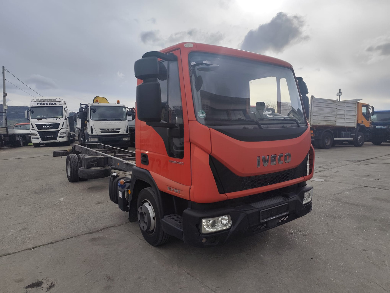 IVECO EUROCARGO 80-190 - Kabiinišassiiga veoauto: pilt 1 IVECO EUROCARGO 80-190 - Kabiinišassiiga veoauto: pilt 1