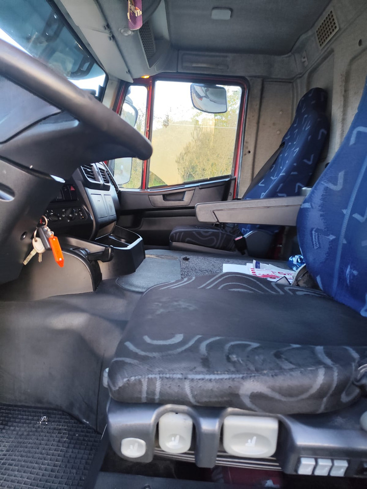 IVECO STRALIS 190S31 - Konkstõstukiga veoauto: pilt 3 IVECO STRALIS 190S31 - Konkstõstukiga veoauto: pilt 3
