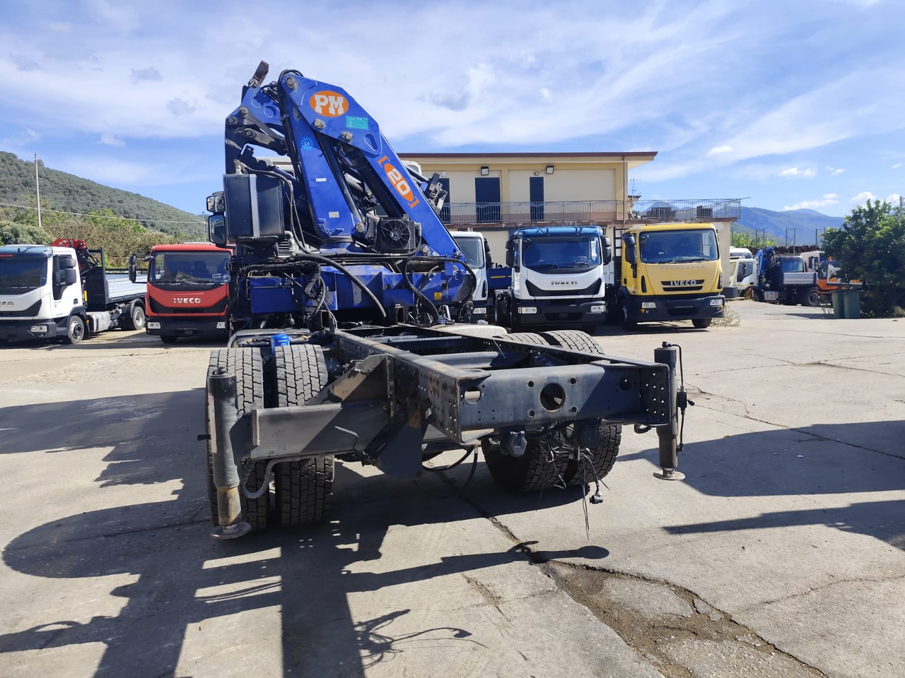 IVECO STRALIS 190S31 - Kraanaga veoauto: pilt 5 IVECO STRALIS 190S31 - Kraanaga veoauto: pilt 5