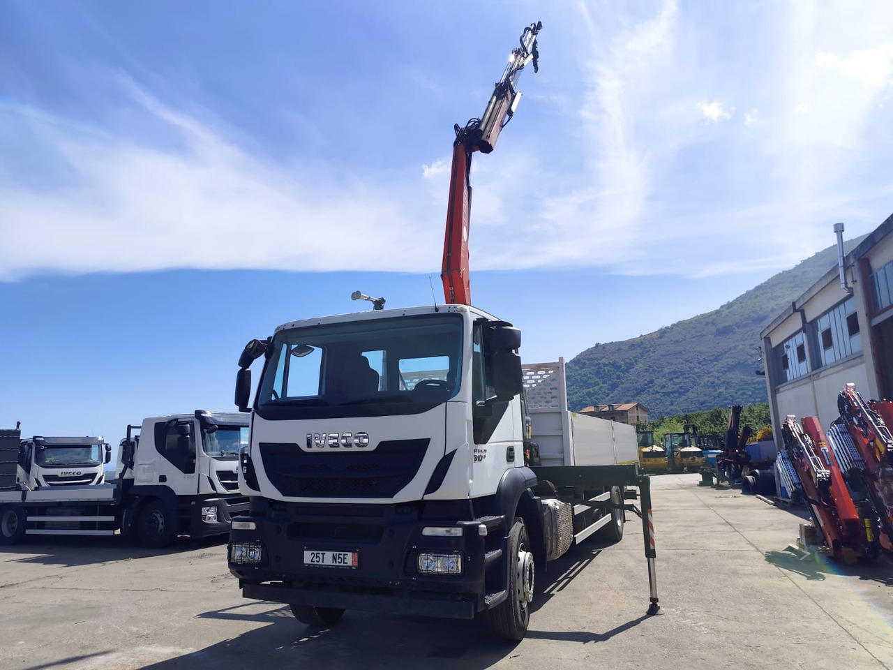 IVECO STRALIS 190S31 - Kraanaga veoauto: pilt 5 IVECO STRALIS 190S31 - Kraanaga veoauto: pilt 5