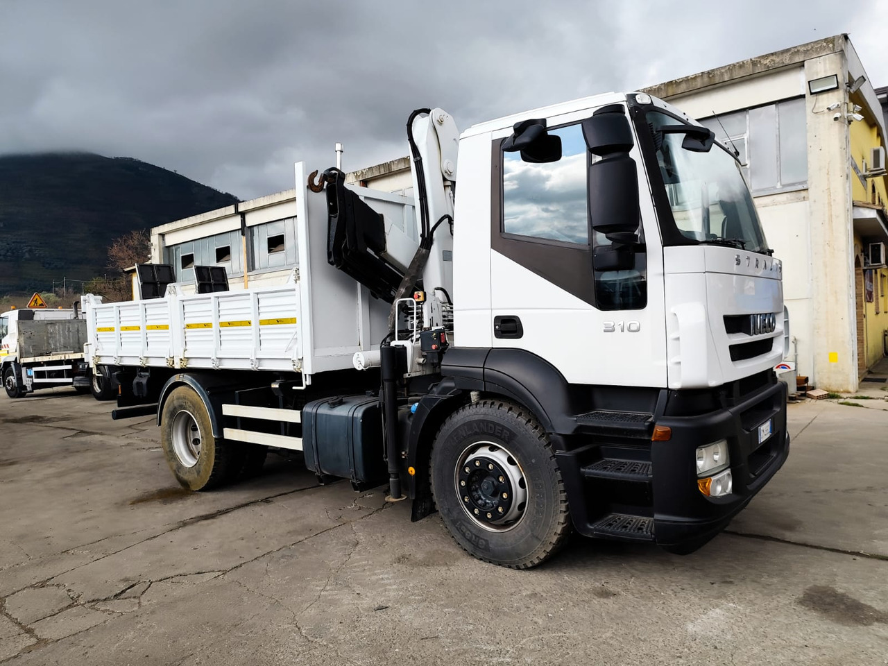 Kraanaga veoauto IVECO STRALIS AD 190S31P: pilt 25
