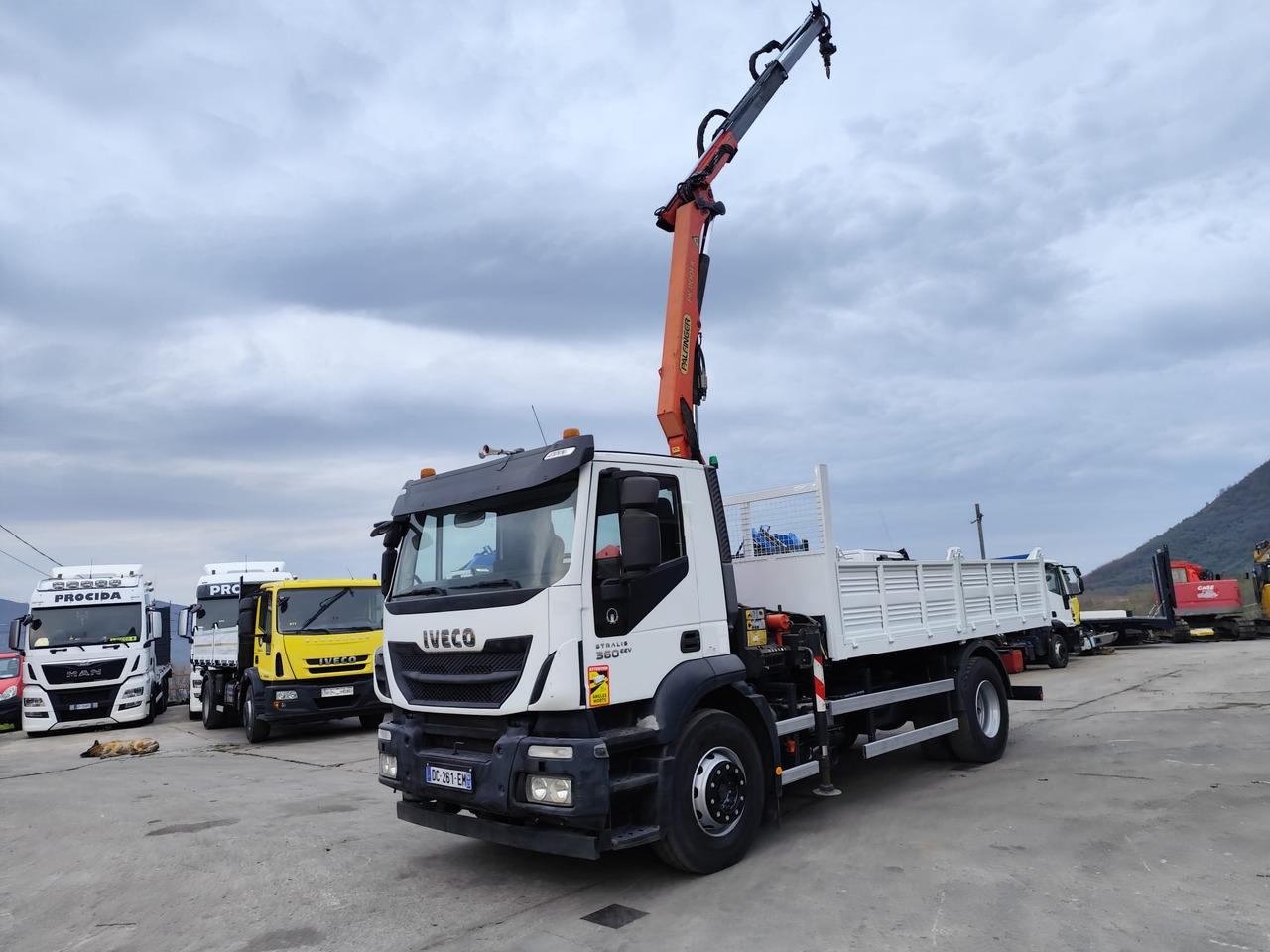 IVECO STRALIS AD 190S36 - Kraanaga veoauto: pilt 1 IVECO STRALIS AD 190S36 - Kraanaga veoauto: pilt 1