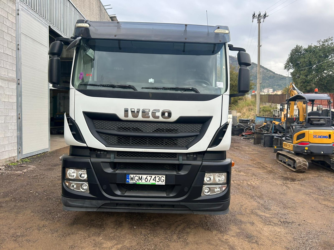 IVECO STRALIS AD 260S31 - Kabiinišassiiga veoauto: pilt 4 IVECO STRALIS AD 260S31 - Kabiinišassiiga veoauto: pilt 4