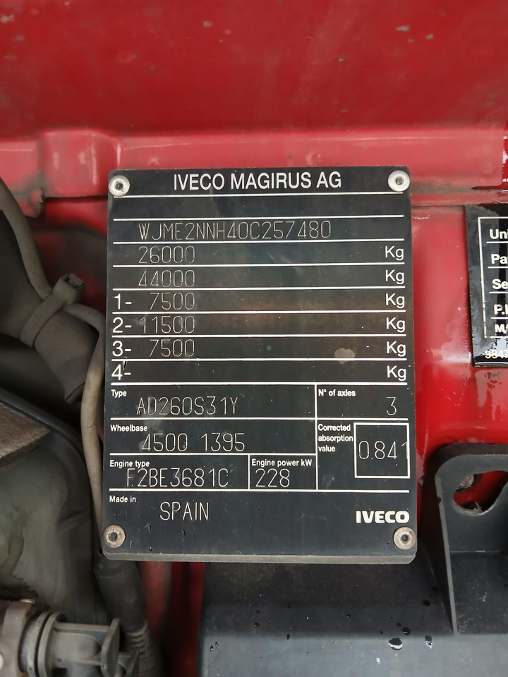 IVECO STRALIS AD 260S31 - Kabiinišassiiga veoauto: pilt 5 IVECO STRALIS AD 260S31 - Kabiinišassiiga veoauto: pilt 5