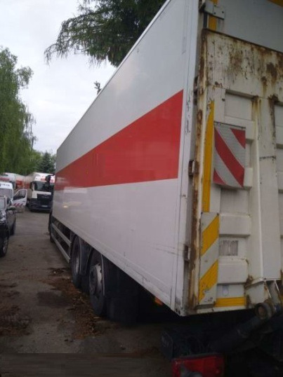 IVECO STRALIS AD 260S31 XP - Kabiinišassiiga veoauto: pilt 3 IVECO STRALIS AD 260S31 XP - Kabiinišassiiga veoauto: pilt 3