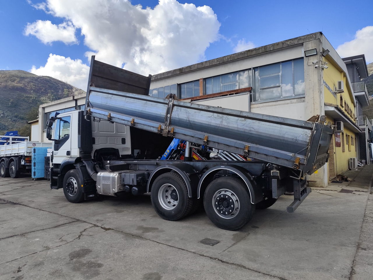 IVECO STRALIS AD 260S31 XP liising IVECO STRALIS AD 260S31 XP: pilt 18 IVECO STRALIS AD 260S31 XP liising IVECO STRALIS AD 260S31 XP: pilt 18