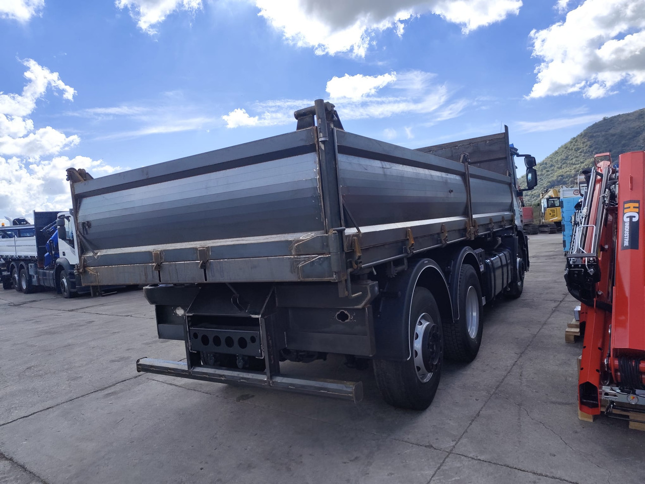 IVECO STRALIS AD 260S31 XP - Kallurauto: pilt 2 IVECO STRALIS AD 260S31 XP - Kallurauto: pilt 2