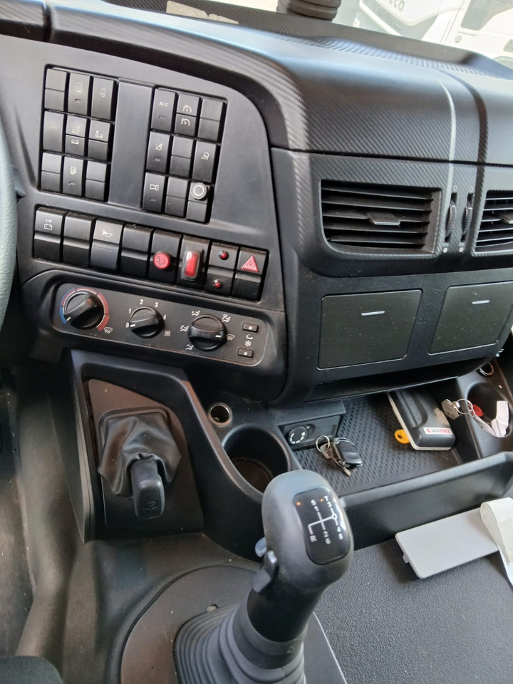 IVECO STRALIS AD 260S31 Y/P - Konkstõstukiga veoauto: pilt 5 IVECO STRALIS AD 260S31 Y/P - Konkstõstukiga veoauto: pilt 5