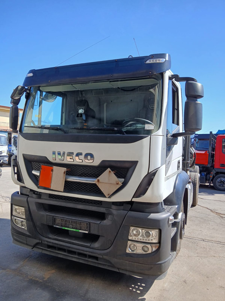 IVECO STRALIS AD 260S31 Y/P - Kallurauto, Kraanaga veoauto: pilt 1 IVECO STRALIS AD 260S31 Y/P - Kallurauto, Kraanaga veoauto: pilt 1