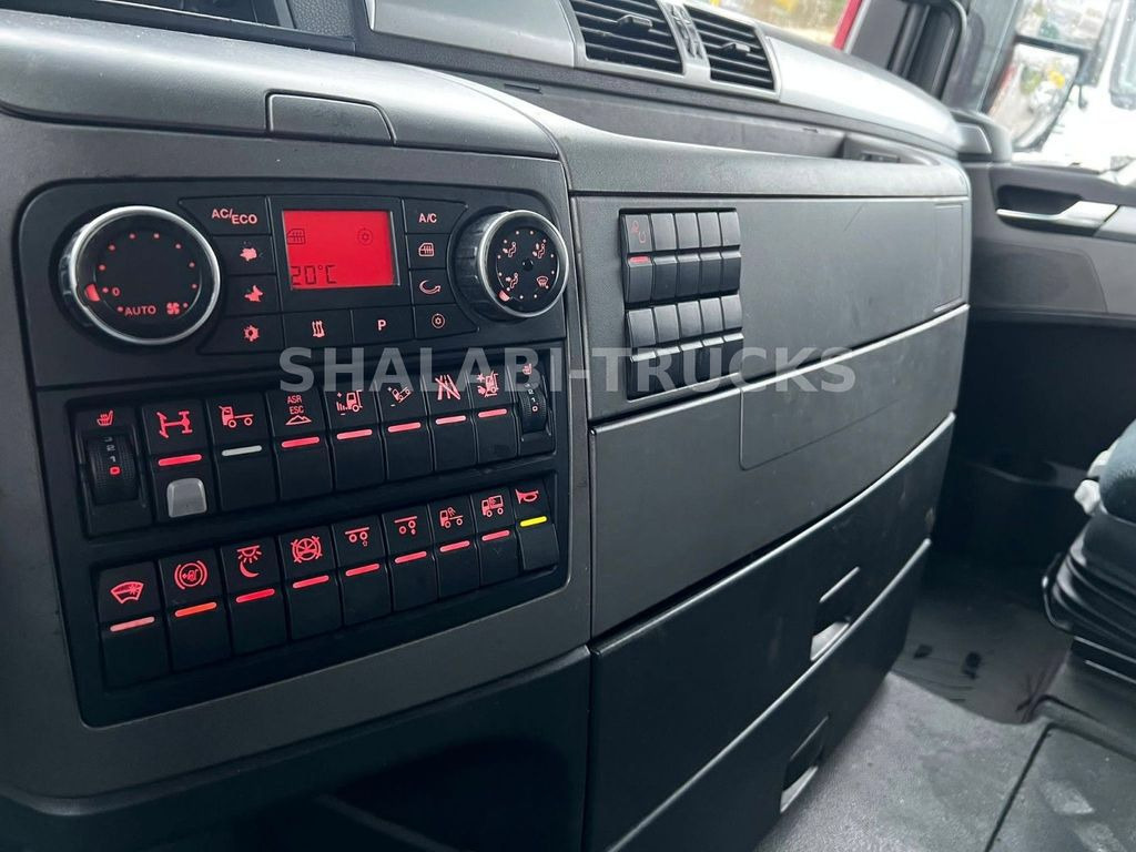 MAN TGX 26.440 - Konteinerveduk/ Tõstukiga veoauto: pilt 3 MAN TGX 26.440 - Konteinerveduk/ Tõstukiga veoauto: pilt 3