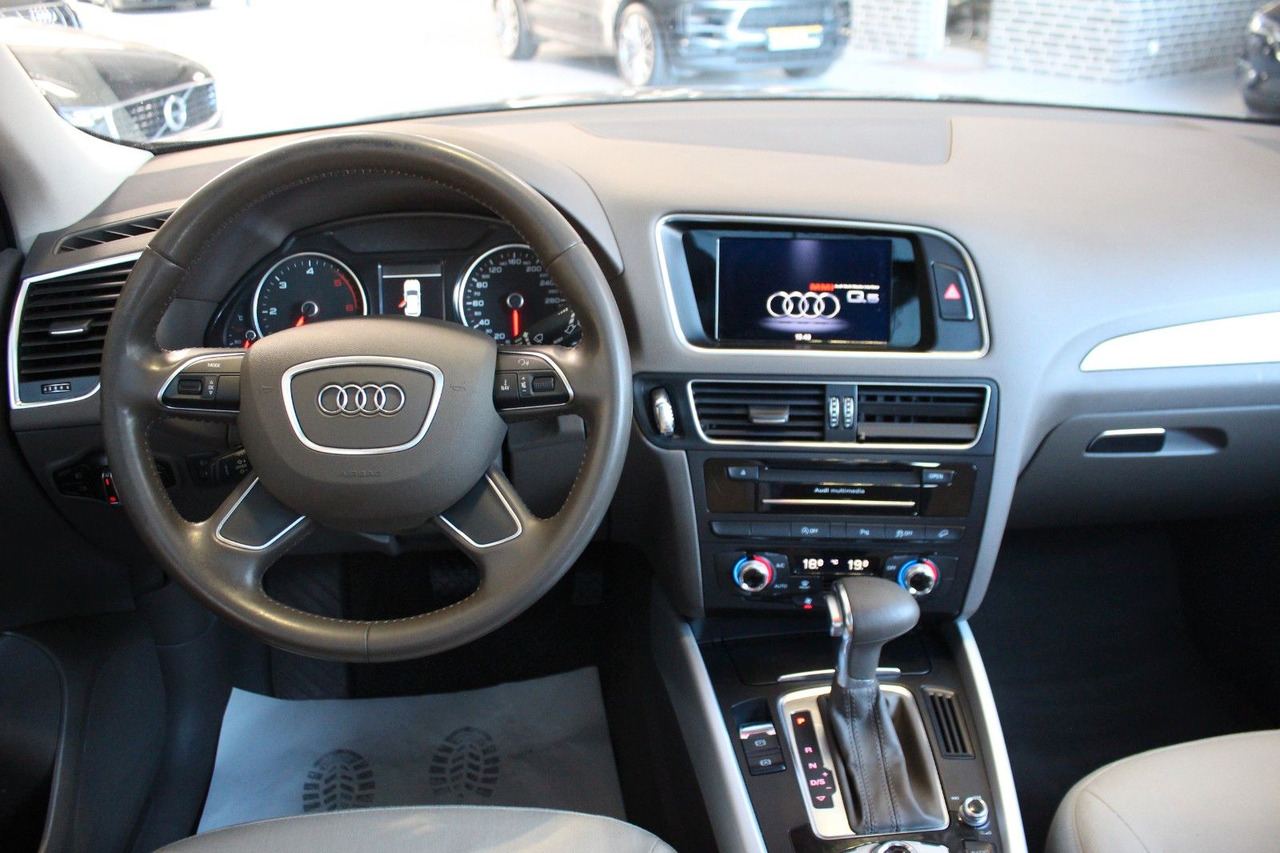 Maastur Audi Q5 2.0 TDI  S-tronic quattro Panorama Kamera ACC: pilt 12
