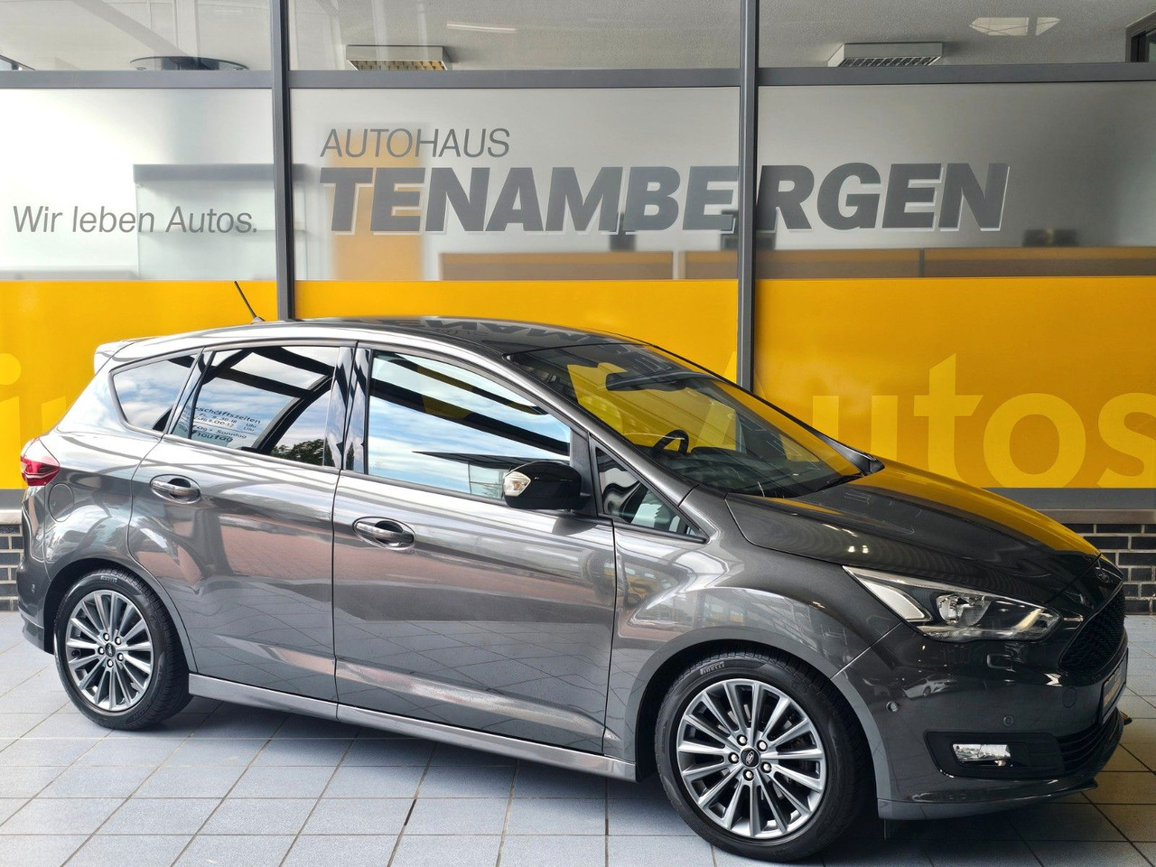 Ford C-MAX 1.5 Sport Automatik Bi-Xenon Navi Standhzg - Mikrobuss: pilt 1 Ford C-MAX 1.5 Sport Automatik Bi-Xenon Navi Standhzg - Mikrobuss: pilt 1