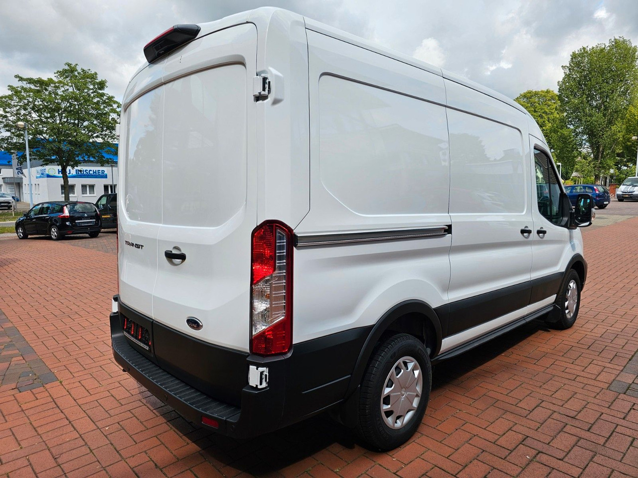 Ford Transit Kasten 350 L2H2 Trend Regalsystem Kamera - Kaubik: pilt 4 Ford Transit Kasten 350 L2H2 Trend Regalsystem Kamera - Kaubik: pilt 4