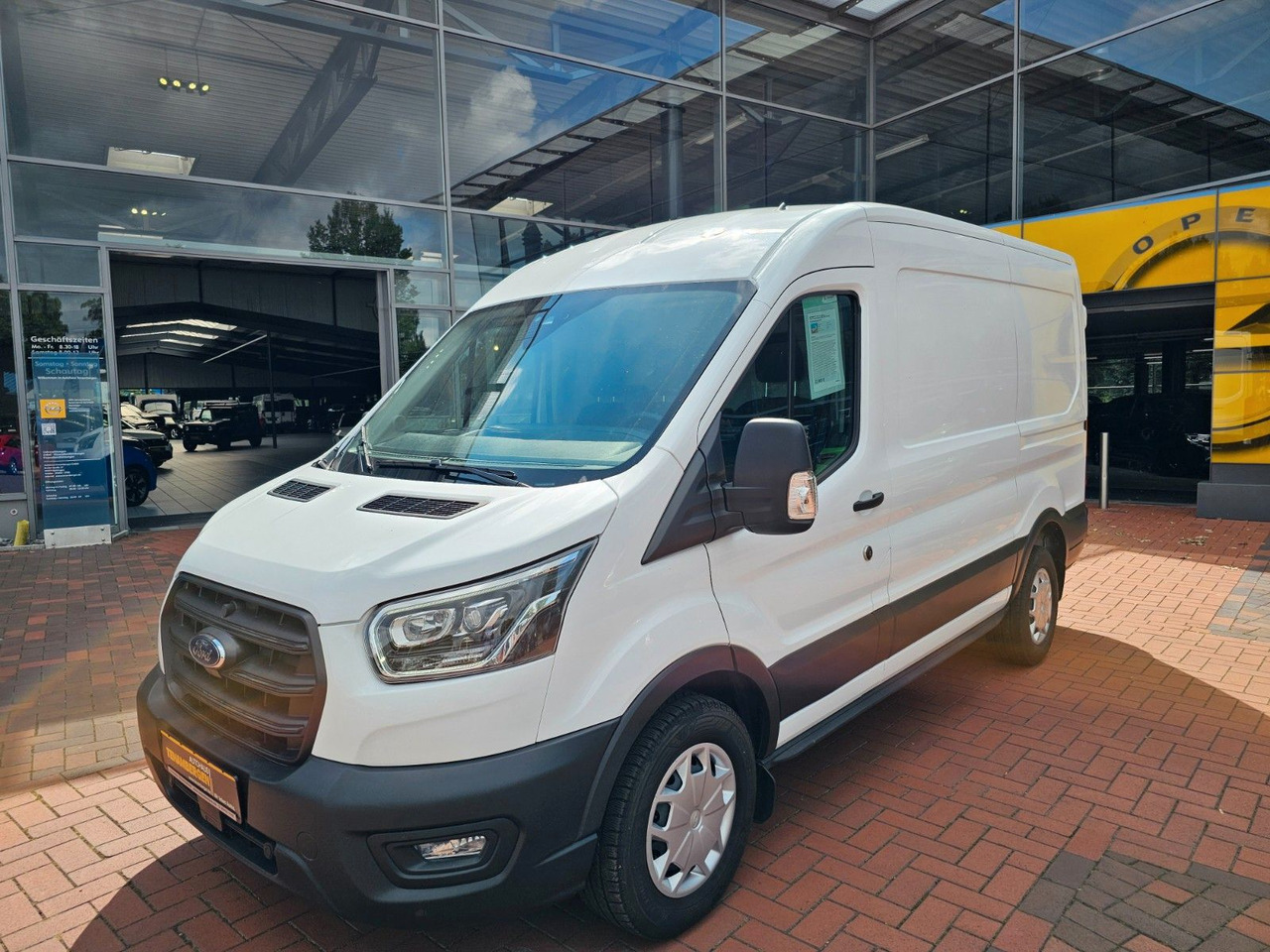 Ford Transit Kasten 350 L2H2 Trend Regalsystem Kamera - Kaubik: pilt 1 Ford Transit Kasten 350 L2H2 Trend Regalsystem Kamera - Kaubik: pilt 1