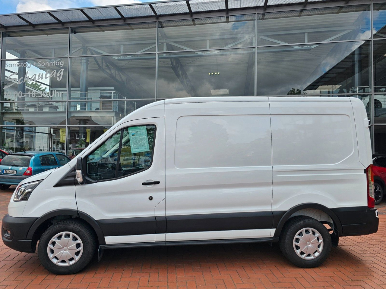 Ford Transit Kasten 350 L2H2 Trend Regalsystem Kamera - Kaubik: pilt 2 Ford Transit Kasten 350 L2H2 Trend Regalsystem Kamera - Kaubik: pilt 2