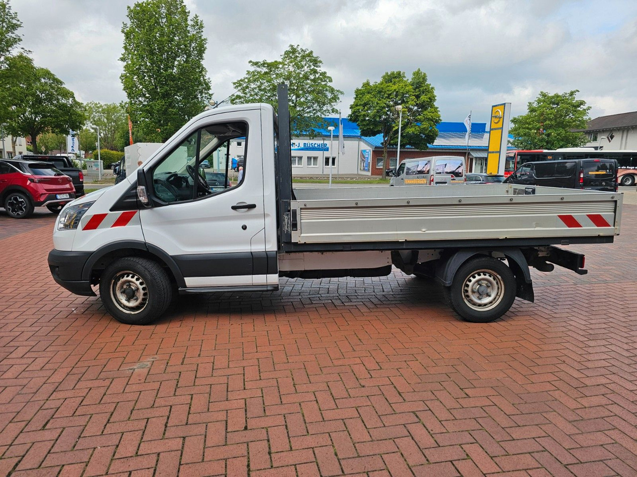 Ford Transit Pritsche 350 L2 Einzelkabine Motorschade - Madelauto: pilt 5 Ford Transit Pritsche 350 L2 Einzelkabine Motorschade - Madelauto: pilt 5