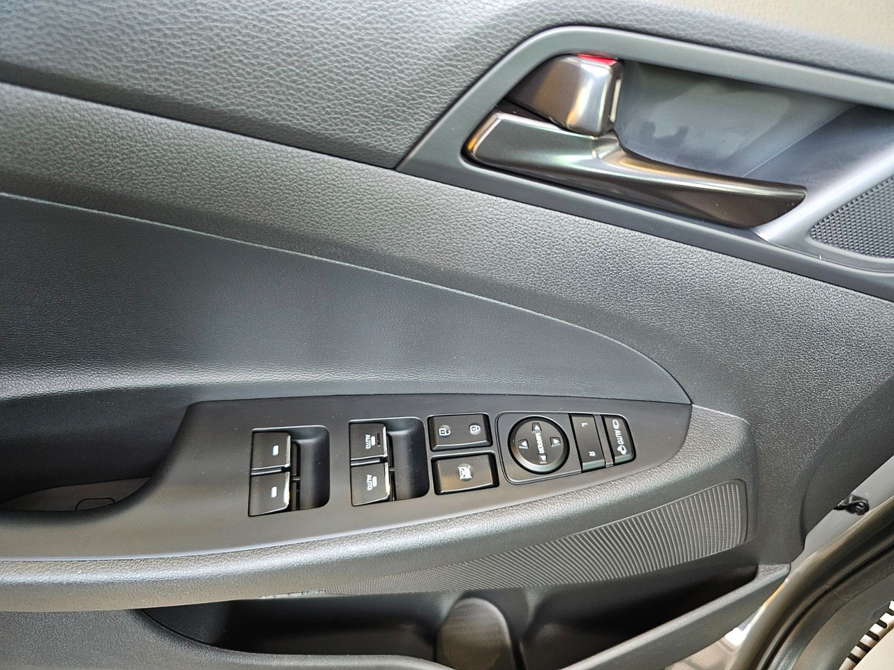 Maastur Hyundai TUCSON 2.0 Automatik N-Line 4WD Pano ACC: pilt 11