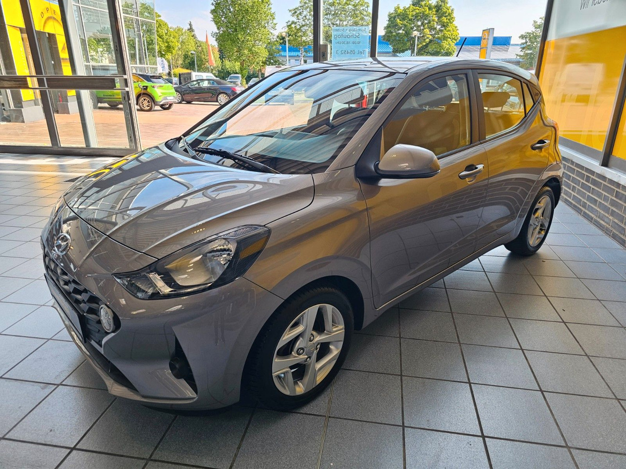 Hyundai i10 Trend AUTOMATIK SHZ PDC LenkrHzg DAB Spurhal - Auto: pilt 4 Hyundai i10 Trend AUTOMATIK SHZ PDC LenkrHzg DAB Spurhal - Auto: pilt 4