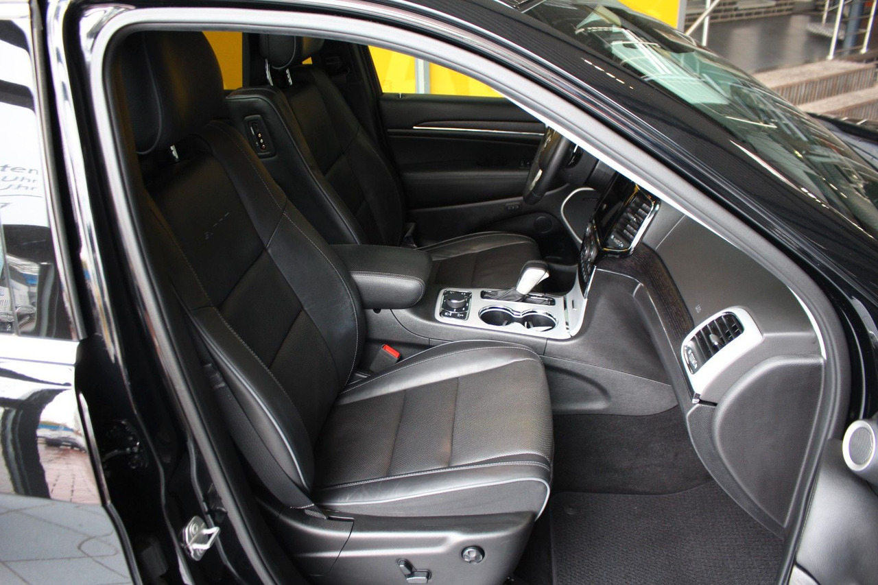 Jeep Grand Cherokee 3.0 CRD Summit H&K Pano DVD ACC - Maastur: pilt 5 Jeep Grand Cherokee 3.0 CRD Summit H&K Pano DVD ACC - Maastur: pilt 5