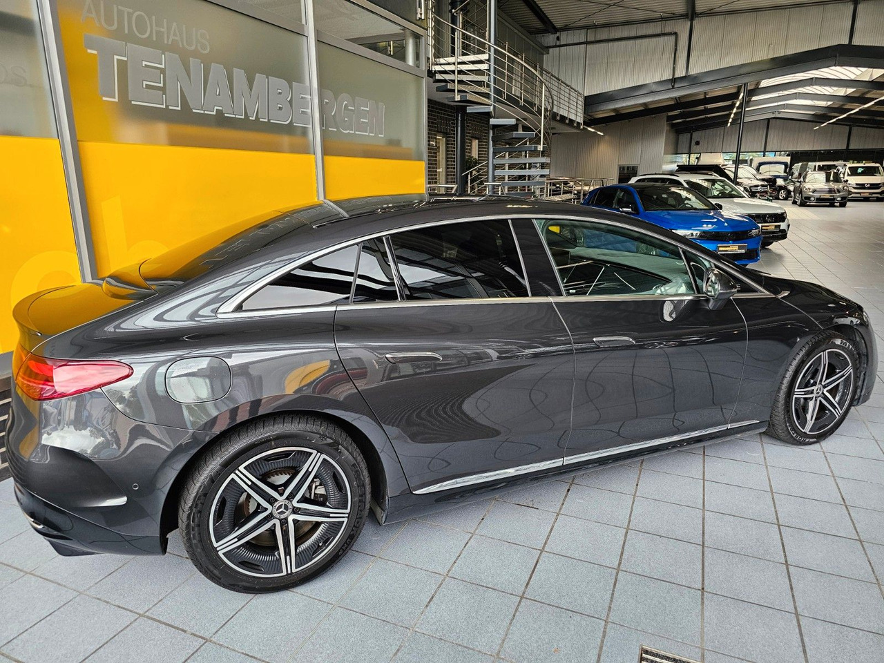 Mercedes-Benz EQE 350 AMG Edition ACC Memory eHeckkl. - Auto: pilt 3 Mercedes-Benz EQE 350 AMG Edition ACC Memory eHeckkl. - Auto: pilt 3
