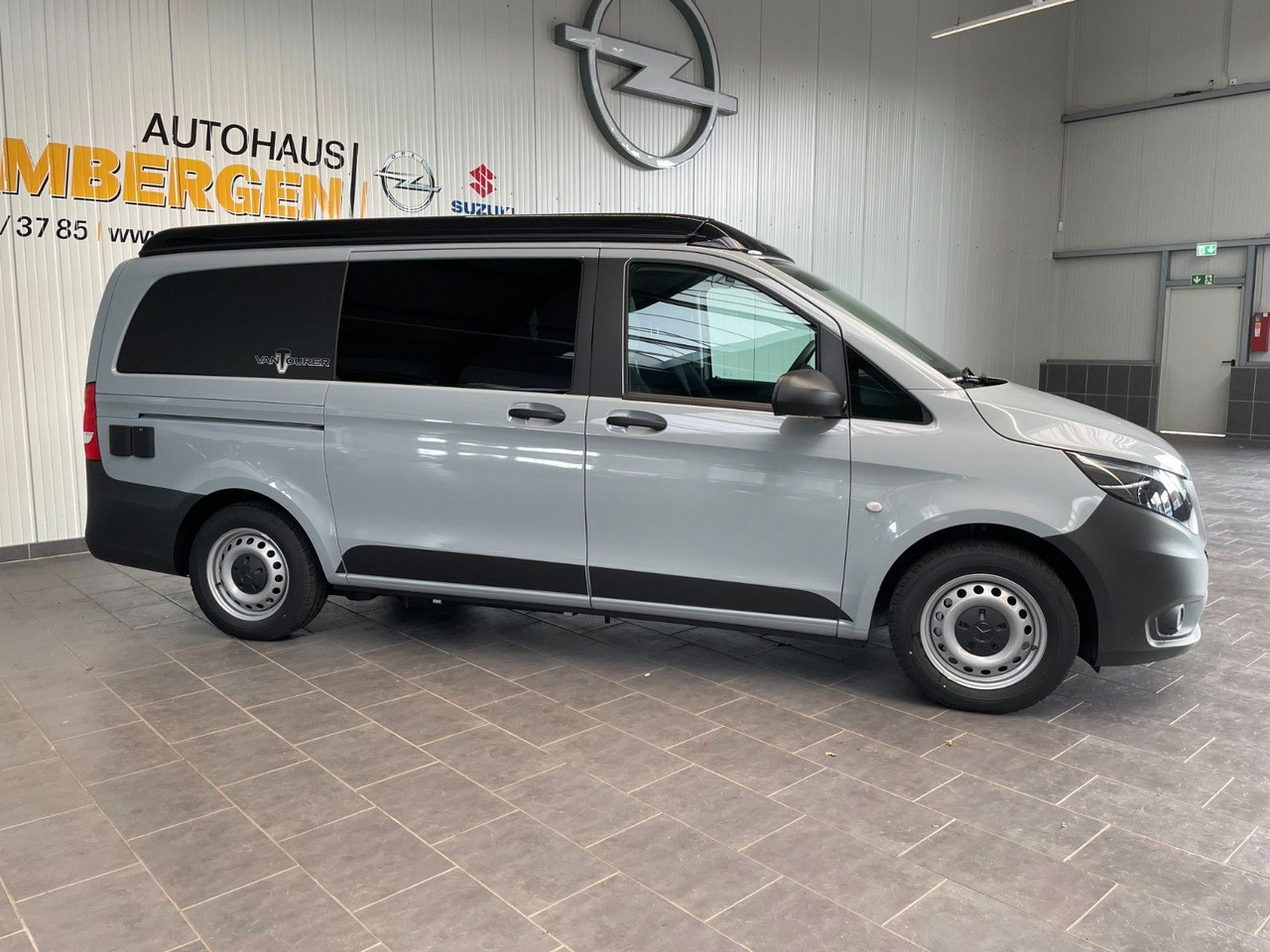 Mercedes-Benz Vito VanTourer Urban "Comfort" Camper Küche AHK - Campervan: pilt 3 Mercedes-Benz Vito VanTourer Urban "Comfort" Camper Küche AHK - Campervan: pilt 3