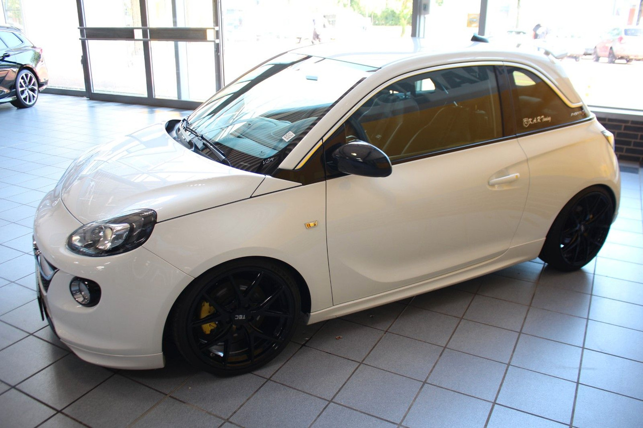Opel Adam S 1.4 Überrollkäfig 4Punkt-Gurte - Sedaan: pilt 5 Opel Adam S 1.4 Überrollkäfig 4Punkt-Gurte - Sedaan: pilt 5