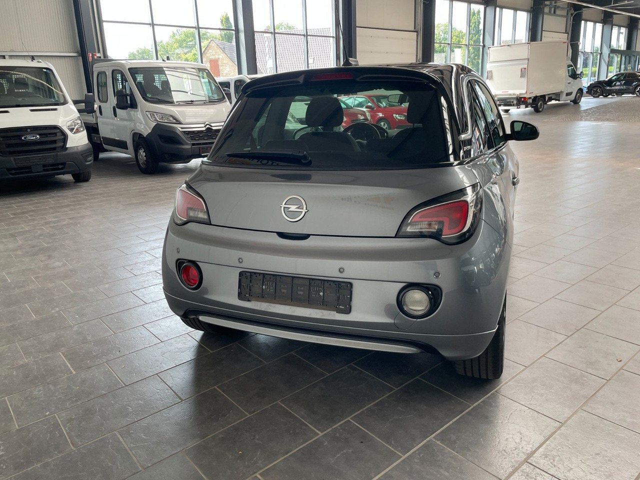 Opel Adam Slam Tempomat Sound-System Infinity - Auto: pilt 4 Opel Adam Slam Tempomat Sound-System Infinity - Auto: pilt 4
