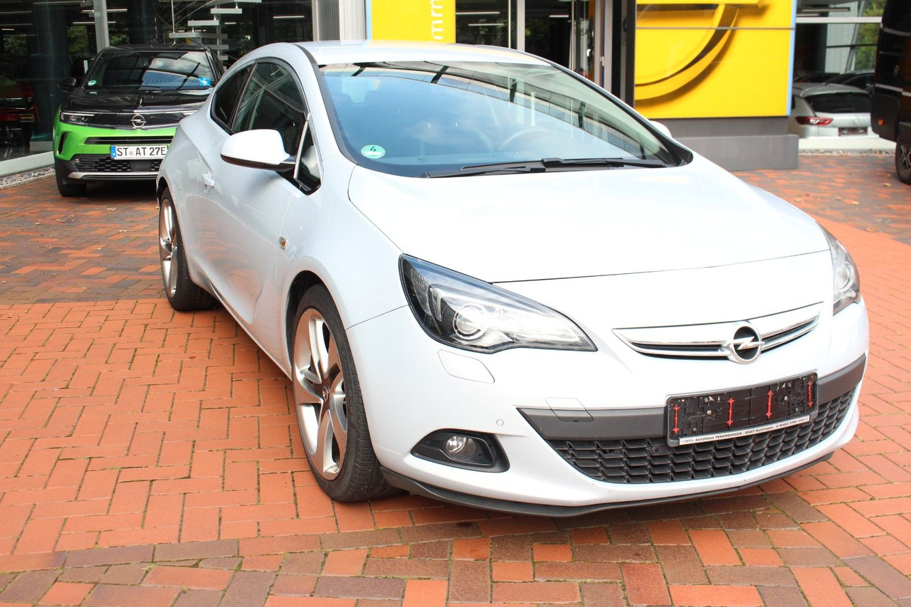 Opel Astra J GTC Innovation - Auto: pilt 4 Opel Astra J GTC Innovation - Auto: pilt 4