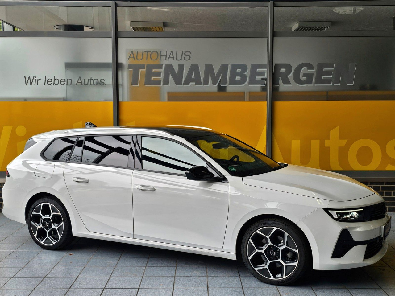 Opel Astra L 1.5 Ultimate Schiebedach Memory ACC AHK - Universaal: pilt 1 Opel Astra L 1.5 Ultimate Schiebedach Memory ACC AHK - Universaal: pilt 1