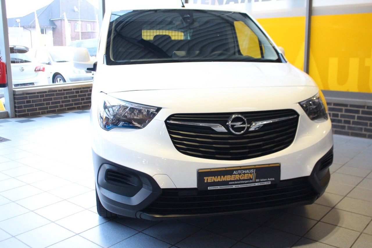 Opel Combo E Cargo 3.Sitze Klima Bluetooth Durchlade - Väike kaubik: pilt 3 Opel Combo E Cargo 3.Sitze Klima Bluetooth Durchlade - Väike kaubik: pilt 3