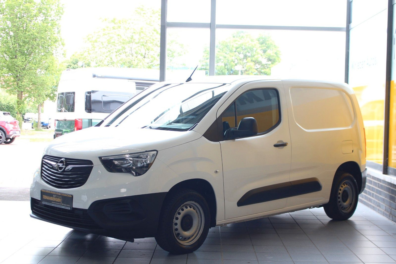 Opel Combo E Cargo 3-Sitzer Selection Holz Klima - Väike kaubik: pilt 4 Opel Combo E Cargo 3-Sitzer Selection Holz Klima - Väike kaubik: pilt 4