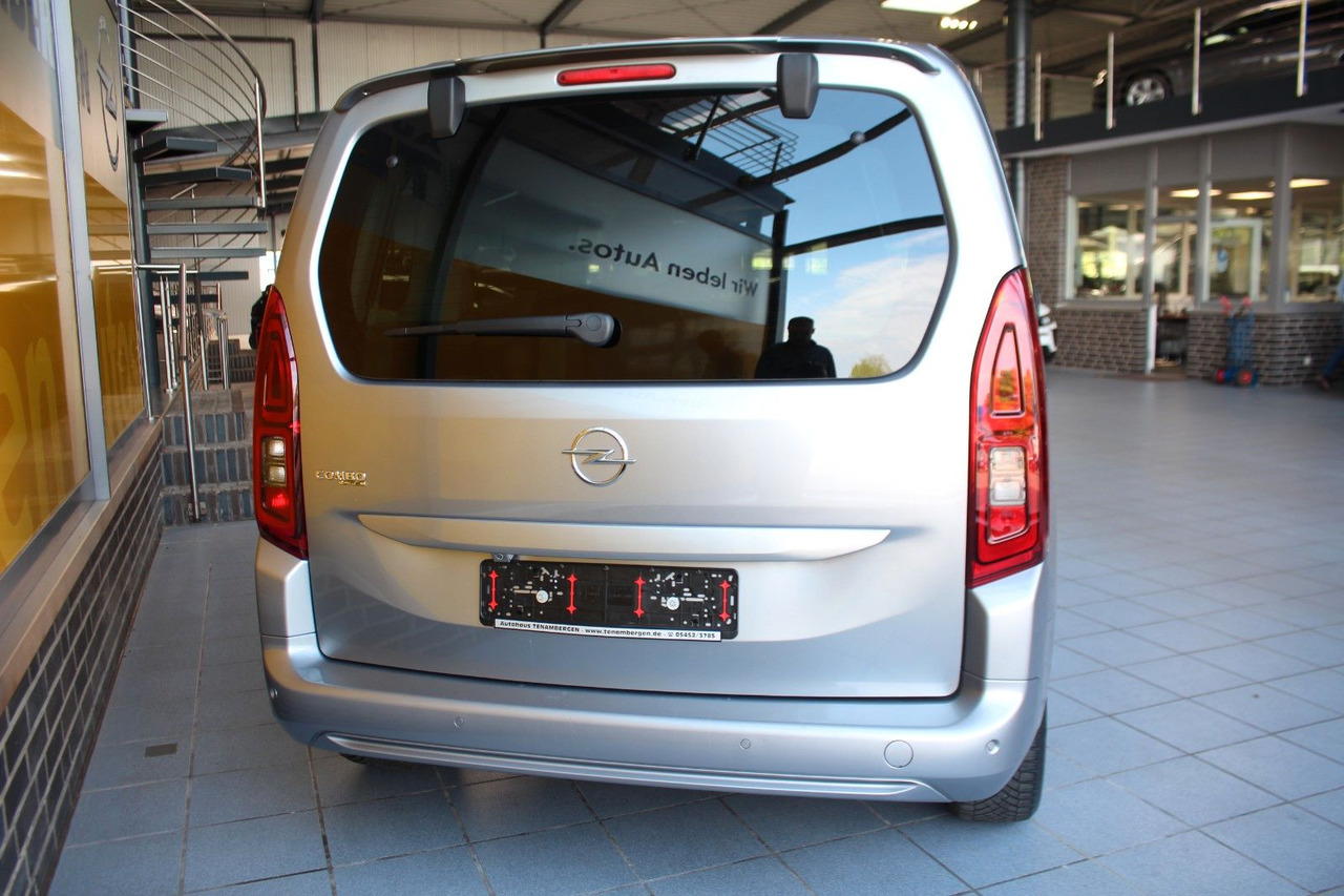 Opel Combo Life E Elegance 180°Kamera Allwetter DAB - Mikrobuss: pilt 4 Opel Combo Life E Elegance 180°Kamera Allwetter DAB - Mikrobuss: pilt 4